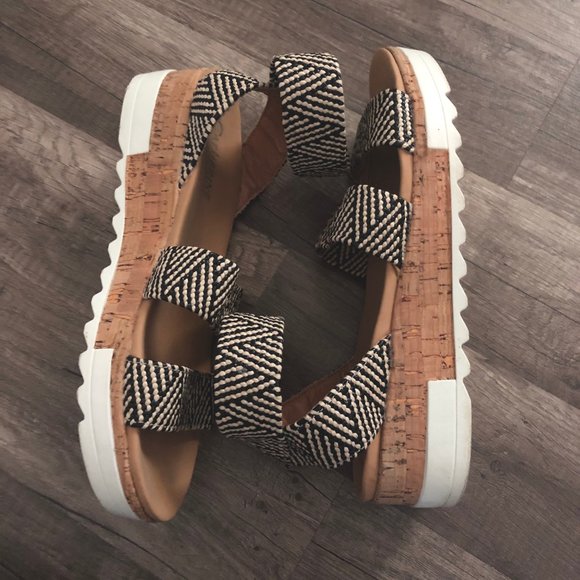 Catherine Malandrino Platforms - Picture 4 of 5